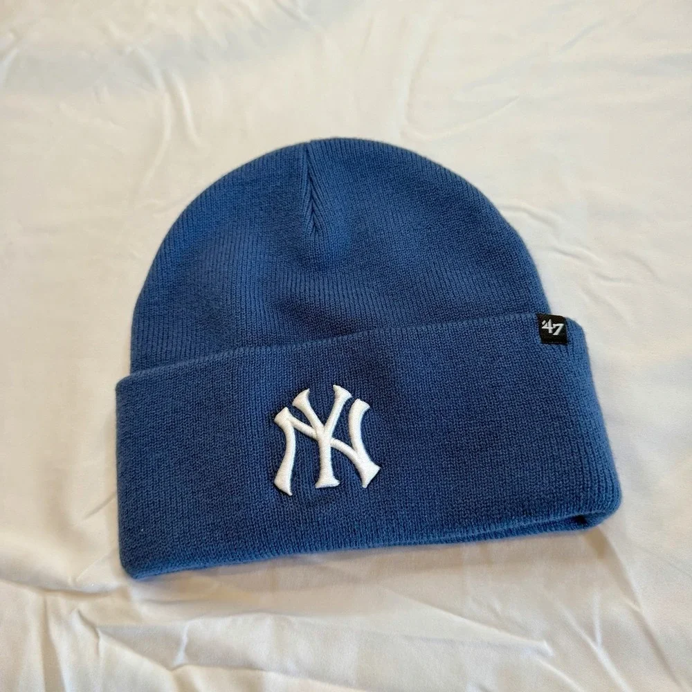 New York‎ Yankees Cuffed Beanie Hat Officially Licensed Soft Acrylic Knit Hat